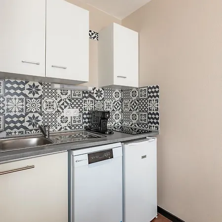 Hotel apartamentowy Appart'city Confort Nantes Ouest 3*