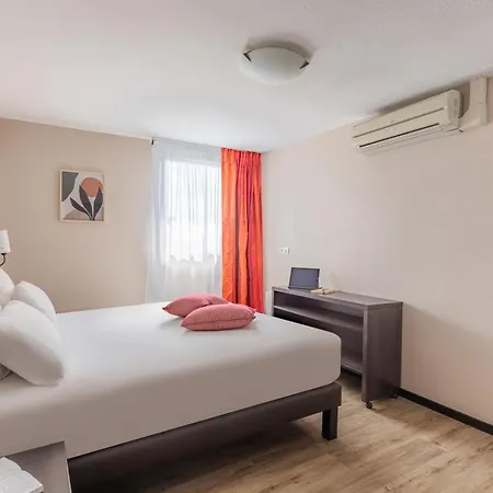 Hotel apartamentowy Appart'city Confort Nantes Ouest