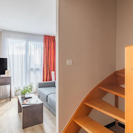 Appart'city Confort Nantes Ouest Hotel apartamentowy 3*