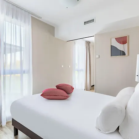 Appart'city Confort Nantes Ouest 3* 생헤블랑