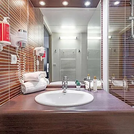 아파트호텔 Appart'city Confort Nantes Ouest 3*