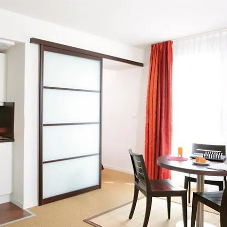 Appart'city Confort Nantes Ouest Apart Otel Saint-Herblain
