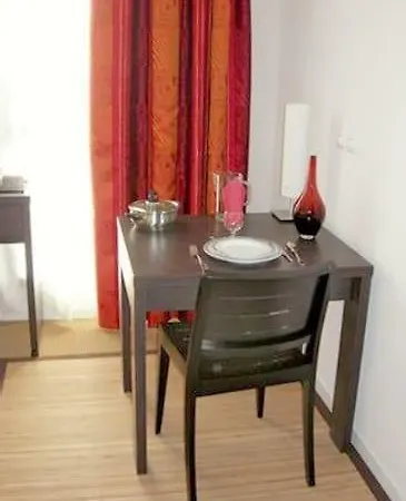 Appart'city Confort Nantes Ouest Lägenhetshotell Saint-Herblain